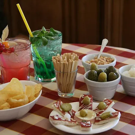 白塔克里门迪酒店