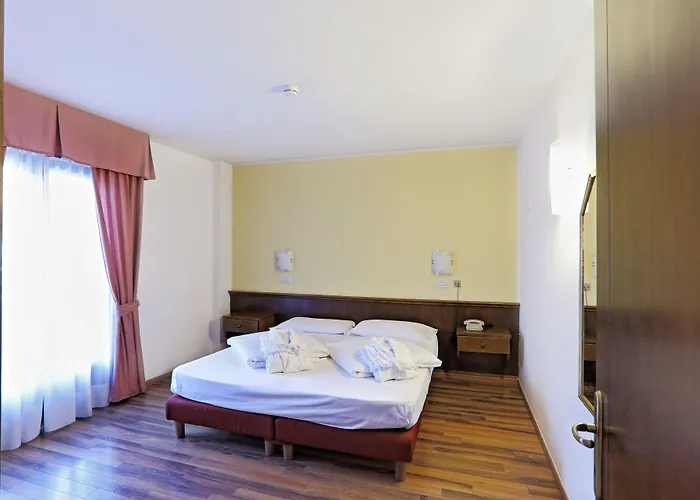 Clementi ホテル ボルミオ