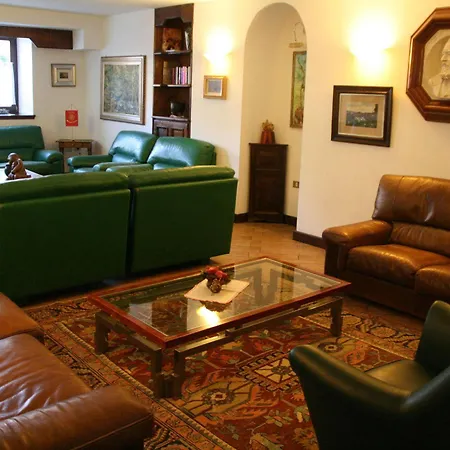Clementi Hotell 4*